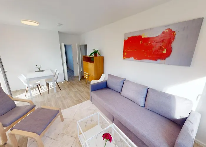 Cozy With Balcony, Wlan Apartment